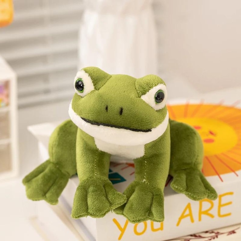 18cm Realistic Frog Green Frog Plush Toy Stuffed Animal Gifts