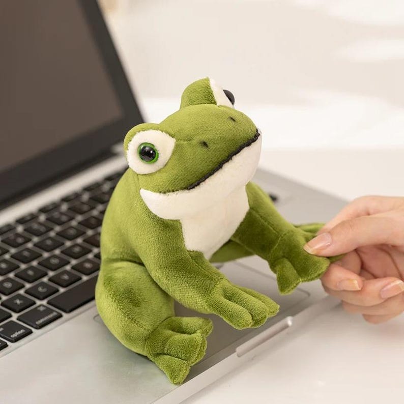 18cm Realistic Frog Green Frog Plush Toy Stuffed Animal Gifts